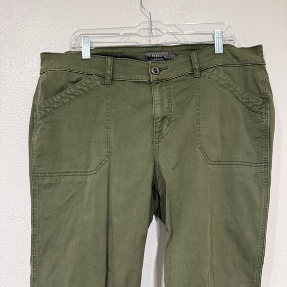 Torrid Perfect Relaxed Utility Crop Pant Deep Depths Olive Green Size 18 - Picture 3 of 9